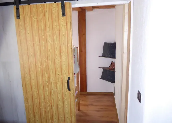 Haus Sulztal شقة